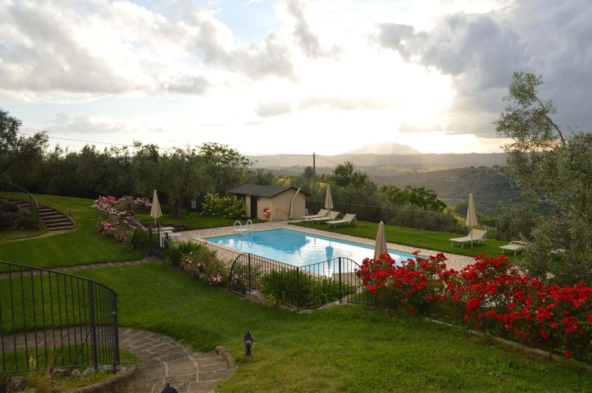 Villa Collebelvedere - Near Rome With Home Restaurant Fara in Sabina المظهر الخارجي الصورة
